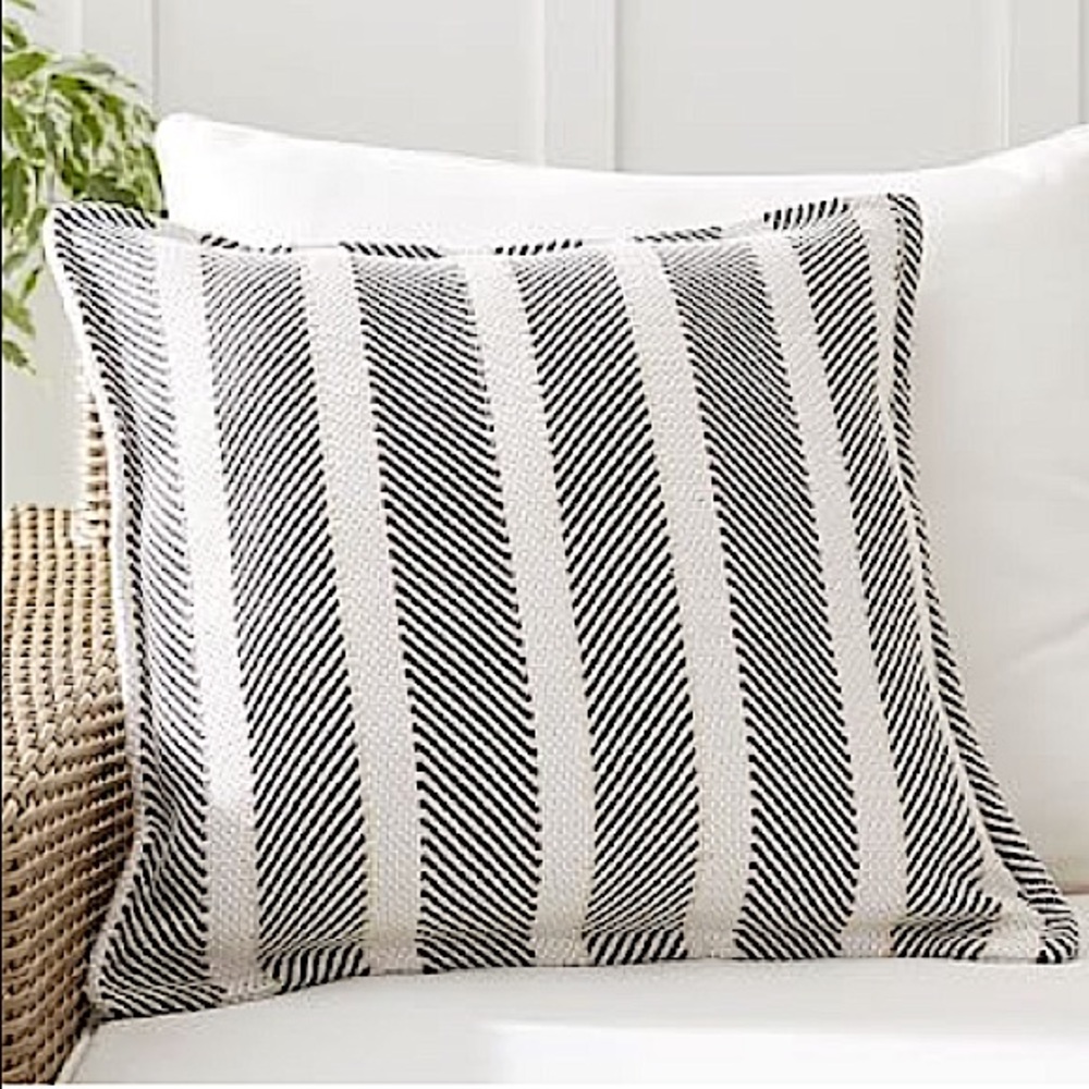 NWT Pottery Barn Aviv Striped Throw Pillow 22x22